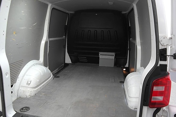 Volkswagen Transporter 16 of 19