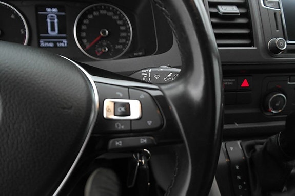 Volkswagen Transporter 11 of 19
