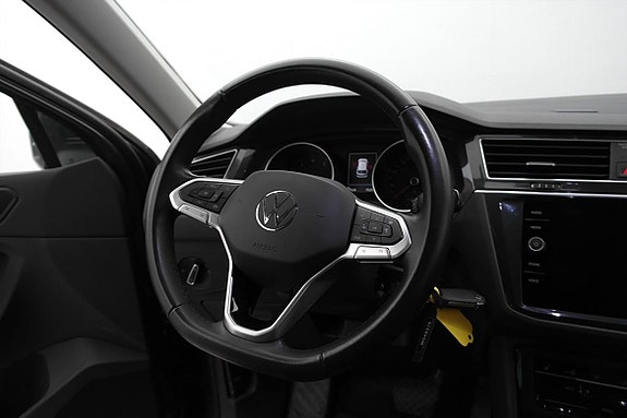 Volkswagen Tiguan 10 of 22