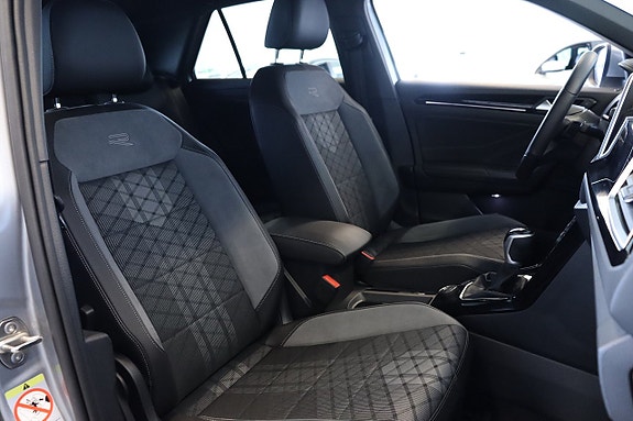 Volkswagen T-Roc 20 of 27