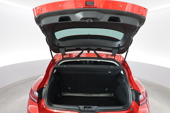 Renault Megane 27 of 27