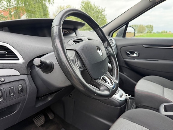 Renault Grand Scenic I 10 of 12