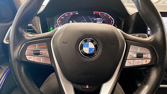 BMW 320 13 of 20
