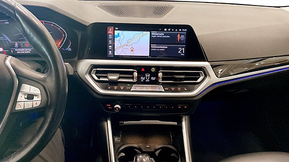 BMW 320 12 of 20