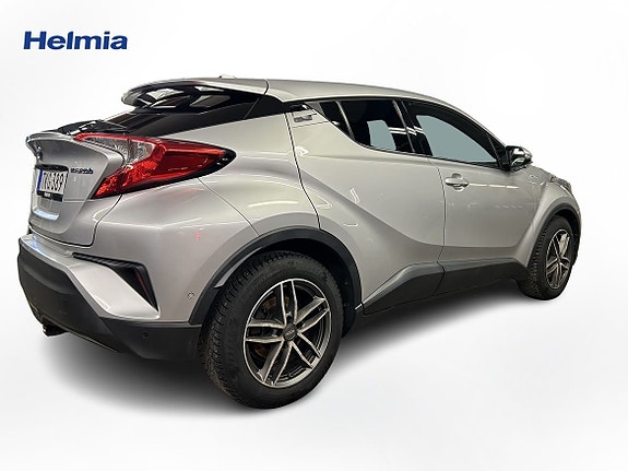 Toyota C-HR 5 of 5