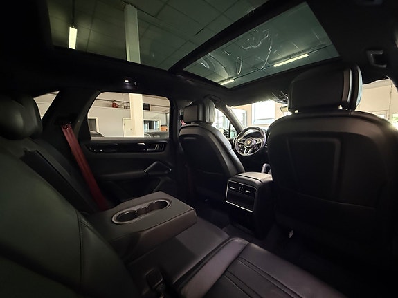 Porsche Cayenne S 20 of 25