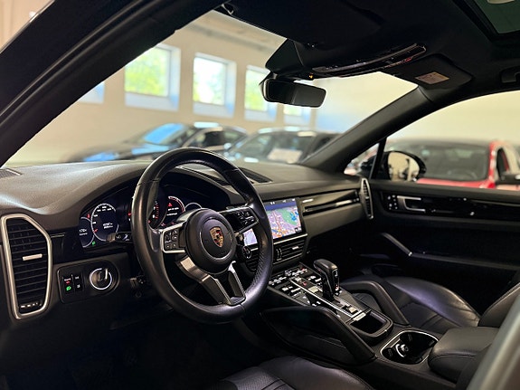 Porsche Cayenne S 8 of 25