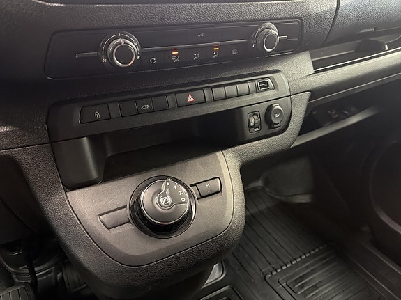Toyota Proace 23 of 25