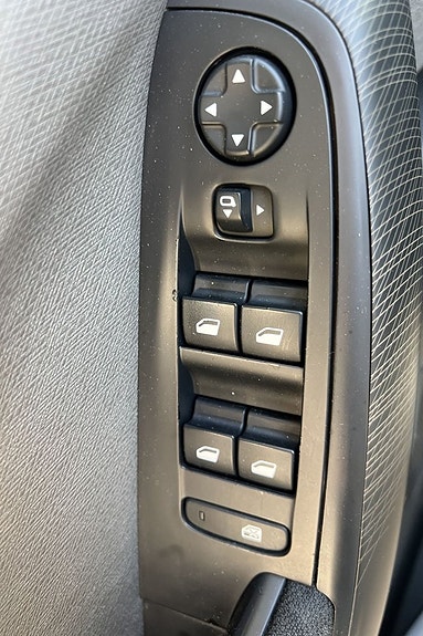 Citroen C4 Picasso 13 of 20