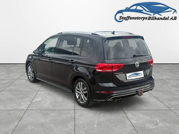 Volkswagen Touran 8 of 14