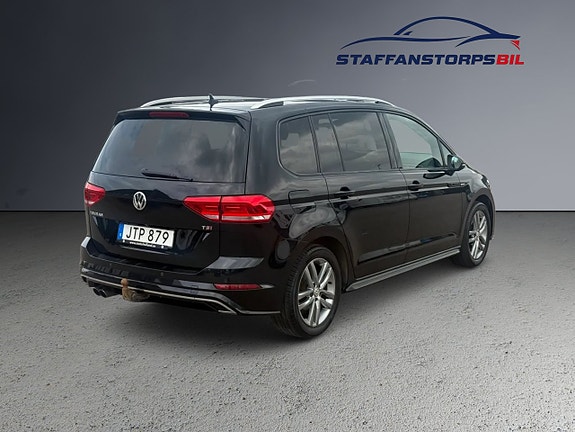 Volkswagen Touran 5 of 14