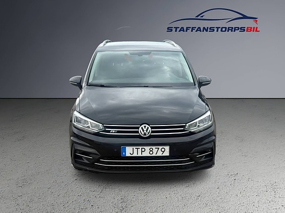 Volkswagen Touran 2 of 14