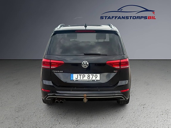 Volkswagen Touran 6 of 14