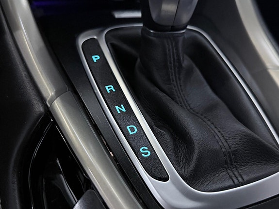 Ford Mondeo 21 of 25