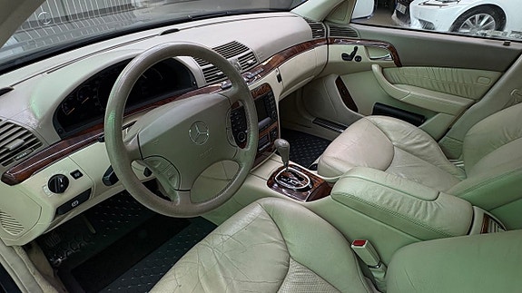 Mercedes-Benz SLC250 d 10 of 16