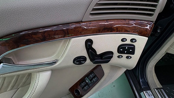 Mercedes-Benz SLC250 d 11 of 16