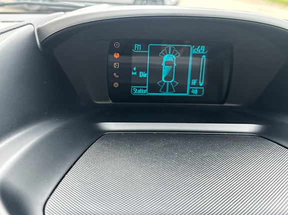 Ford Kuga 16 of 19