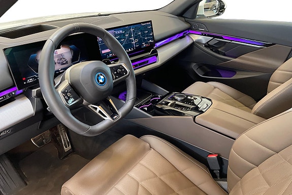 BMW 530e 12 of 20