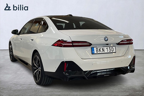 BMW 530e 2 of 20