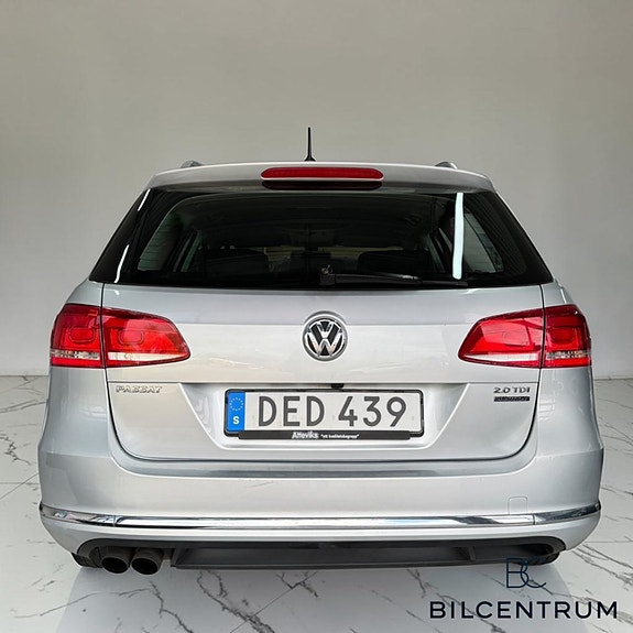 Volkswagen Passat 5 of 5