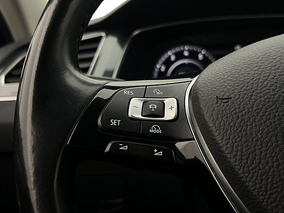 Volkswagen Tiguan 17 of 30