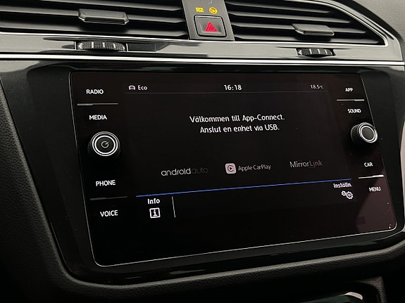 Volkswagen Tiguan 21 of 30