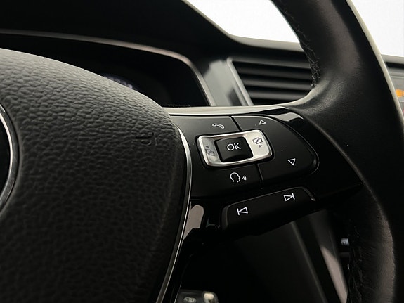 Volkswagen Tiguan 18 of 30