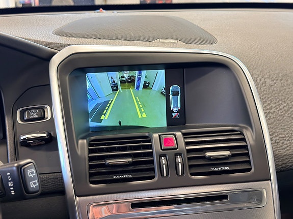 Volvo XC60 21 of 27