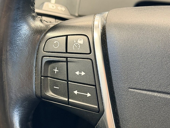 Volvo XC60 26 of 27