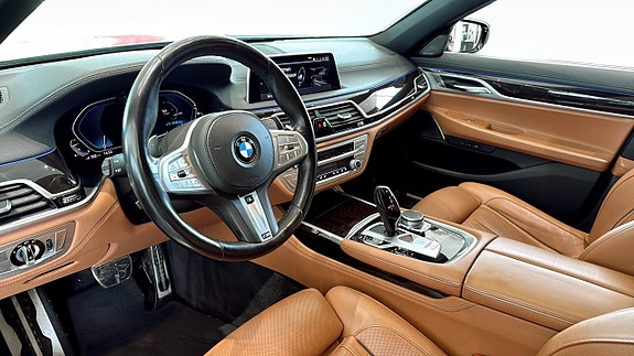 BMW 745Le 7 of 20