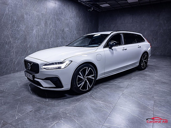 Volvo V90 3 of 5