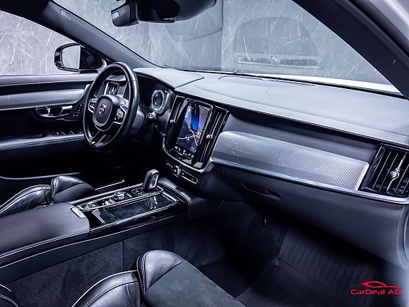 Volvo V90 14 of 30