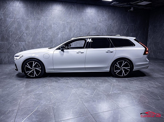 Volvo V90 4 of 5