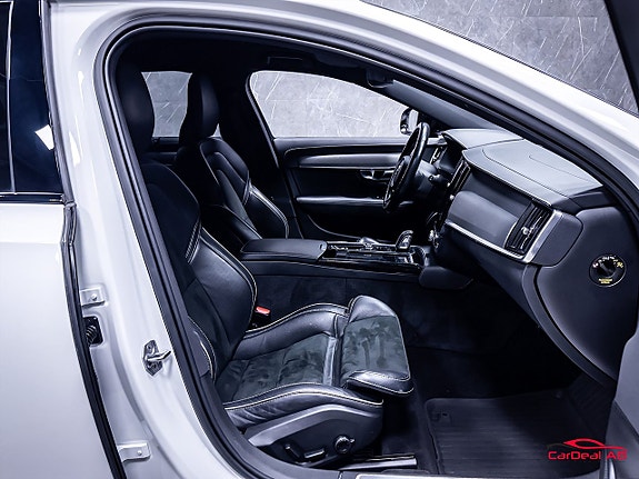 Volvo V90 15 of 30