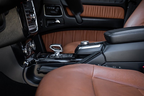 Mercedes-Benz G63 21 of 29
