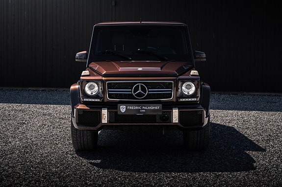 Mercedes-Benz G63 4 of 5