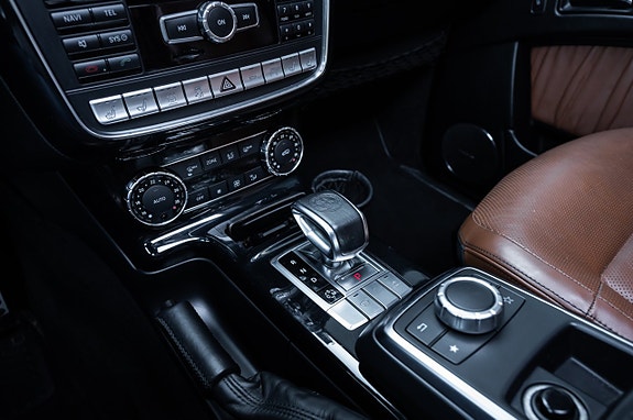 Mercedes-Benz G63 15 of 29