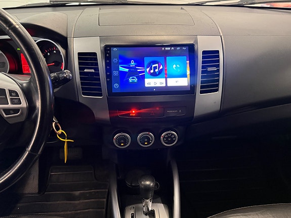 Citroen C-Crosser 16 of 25