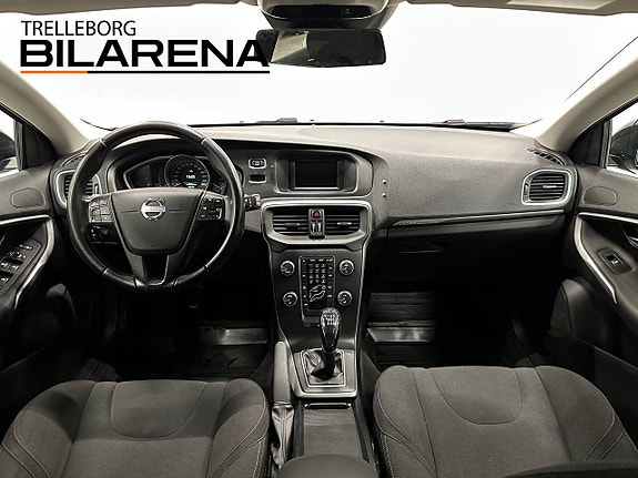 Volvo V40 Cross Country 16 of 23