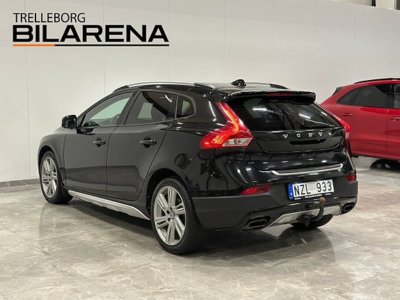 Volvo V40 Cross Country 6 of 23
