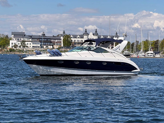 Fairline 40 Targa-00