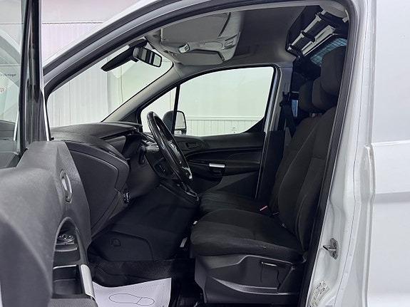 Ford Transit Connect 11 of 22