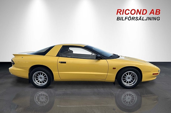 Pontiac Firebird 2 of 14