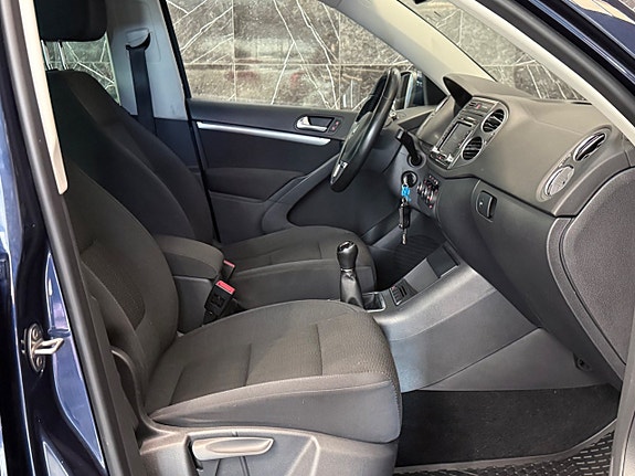 Volkswagen Tiguan 13 of 17