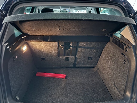 Volkswagen Tiguan 15 of 17