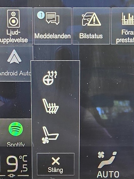Volvo XC60 18 of 21