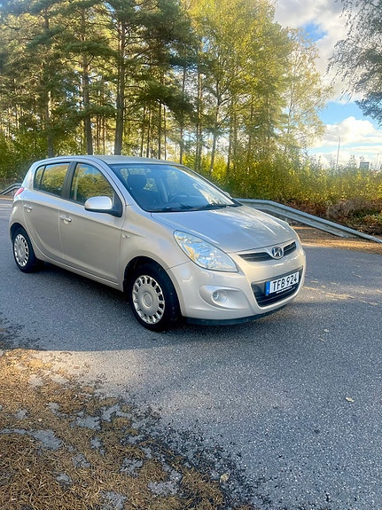 Hyundai i20 4 of 5