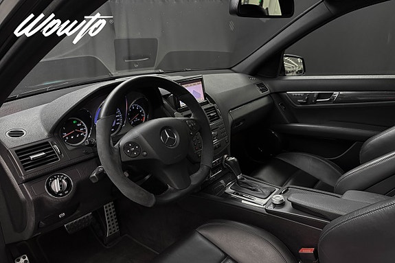 Mercedes-Benz C63 8 of 24