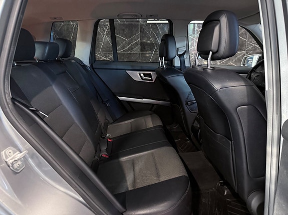 Mercedes-Benz GLK220 13 of 18