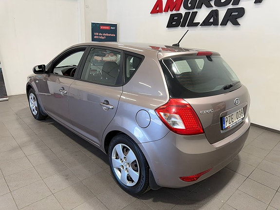 Kia Ceed 11 of 16